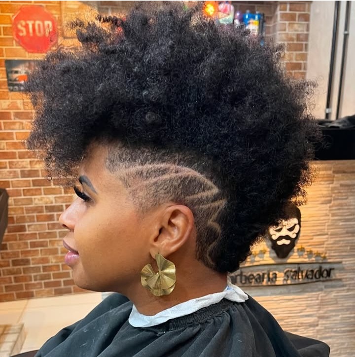 Corte com desenho na Barbearia Salvador