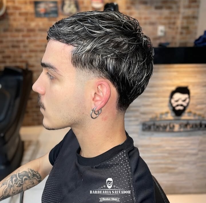 Cliente atendido na Barbearia Salvador
